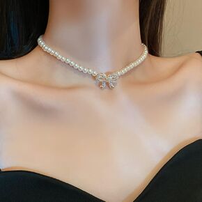 Boho Butterfly Choker Pearl Necklace Crystal Silver Rhinestone Bow Butterfly Pendant Necklace for Women Wedding Birthday