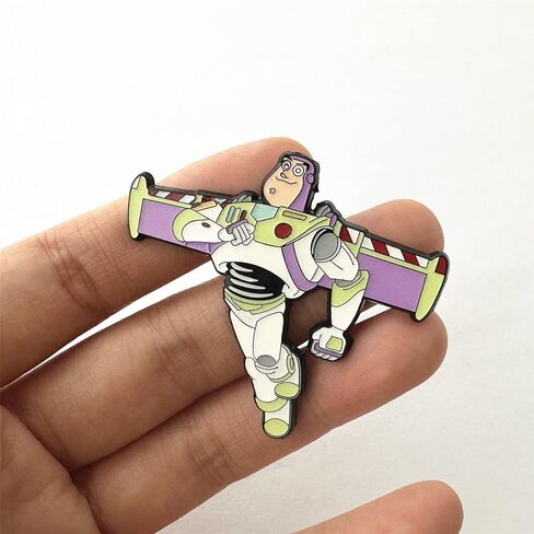 دبابيس أنيمي Buzz Lightyea، لعبة كرتونية ستوي كوسبلاي دبوس صدر معدني من سبائك الزنك البيئي، هدايا للنساء والفتيات in Kuwait