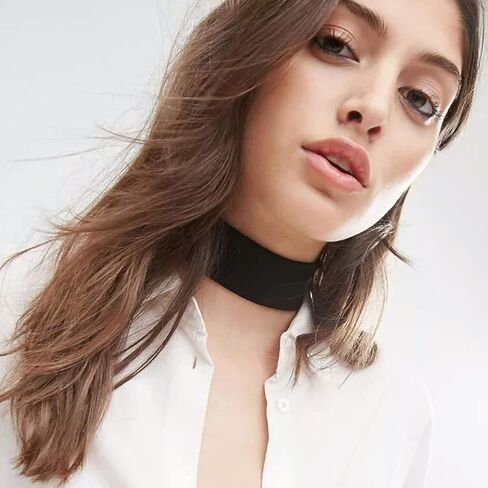 Black Velvet Choker Necklace Gothic Simple Punk Leather Collar Jewelry for Women and Teen Girls in Kuwait