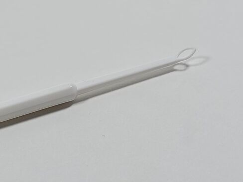 Box of 50 Disposable Single Use Ear Curettes (White) in Saudi Arabia