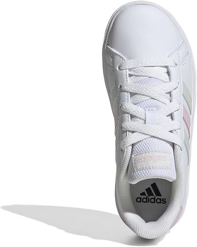حذاء رياضي برباط من Adidas للجنسين للأطفال Grand Court Lifestyle (للأطفال الكبار). in Kuwait