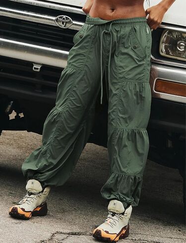 سروال Bankeng Parachute للنساء، سروال كارجو مع جيوب، خصر مرن، رباط، سروال فضفاض للمشي لمسافات طويلة in Kuwait