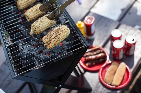 شواية محمولة من PICNIC TIME NCAA Purdue Boilermakers X-Grill، شواية تخييم، شواية فحم صغيرة للتخييم، (أسود) in Kuwait