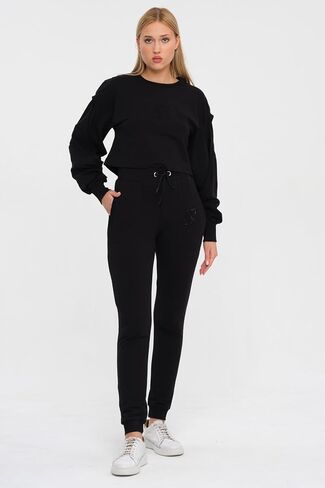 Women's Oversized Crop Top Sweatshirt And Joggers Set in Saudi Arabia