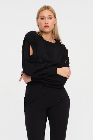 Women's Oversized Crop Top Sweatshirt And Joggers Set in Saudi Arabia