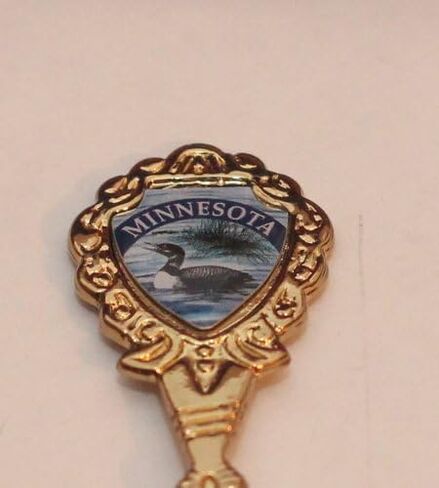 Minnesota State Souvenir Gold Plated Collectible Twist Spoon 5" lpco in Kuwait