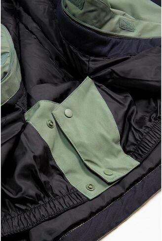 Quiksilver Boys' Big Little Mission 10k Grow System Snow Jacket in Saudi Arabia