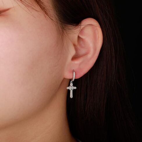 OYOGAA أقراط متقاطعة ذهبية للنساء والرجال أقراط متدلية هيبوالرجينيك مكعب زركونيا أقراط Huggie للرجال in Kuwait