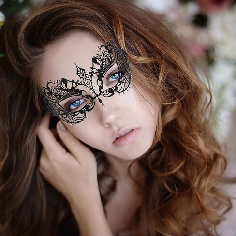 JOYFISCO Masquerade Mask for Women Black Venetian Masquerade Mask for Mardi Gras Halloween Prom Ball Party Costume Accessory in Kuwait