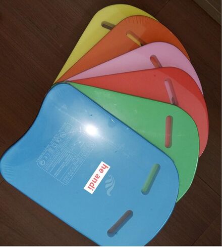 لوح مساعدة للتدريب على السباحة - تصميم U لحمام السباحة يطفو على الماء، عوامة يدوية، رغوة للأطفال والأطفال في الصيف in Kuwait