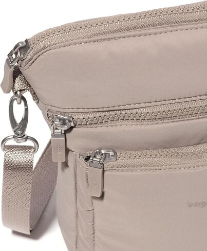 Baggallini Modern Pocket Crossbody in Kuwait