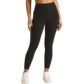 Beyond Yoga Plus Size Spacedye Out of Pocket High Waisted Capri Leggings