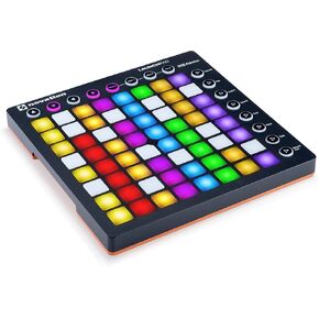 وحدة تحكم شبكة USB مدمجة صغيرة الحجم من Novation MK2 Launchpad لـ Ableton Live in Kuwait