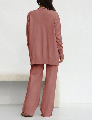 ملابس نسائية مكونة من قطعتين سترة محبوكة برقبة عالية وبلوفر وبلوزات واسعة الساق ومجموعات بدلة رياضية in Kuwait