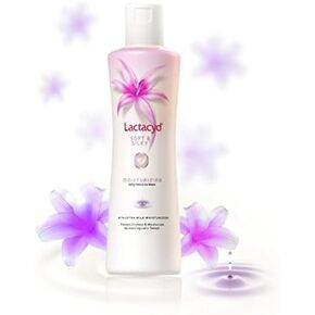 Lactacyd Soft and Silky Moisturizing Daily Feminine Wash 150 Ml, Pack 2