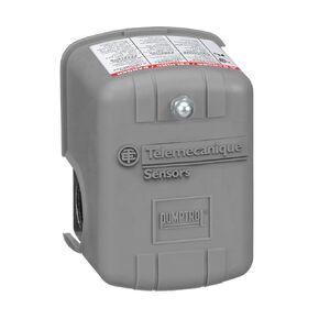 9013FSG52J33P Air-Pump Pressure Switch, NEMA 1, 50-70 psi Pressure Setting, 25-80 psi Cut-Out, 20-30 psi Adjustable Differential, Pulsation Plug