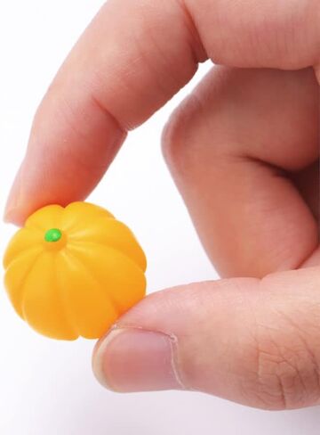 X الساخن الفشار 50 قطعة الراتنج القرع الصغير القرع الاصطناعي الصغير التماثيل اليقطين الصغيرة لتزيين الحرفية in Kuwait