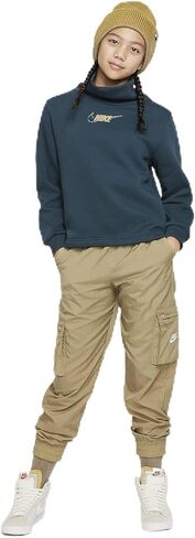 قميص Nike Sportswear Club Fleece للفتيات بأكمام طويلة ورقبة دائرية (الولايات المتحدة، Alpha، Small، Regular، Deep Jungle/ذهبي معدني) in Saudi Arabia