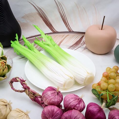 قطعتان من سلسلة الثوم الاصطناعي المعلقة نموذج ثوم نابض بالحياة، ثوم أبيض وأرجواني ورغوة بصل وخضراوات وديكور منزلي للمطبخ والتصوير الفوتوغرافي in Saudi Arabia
