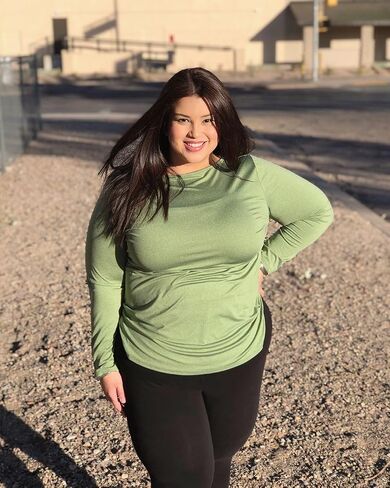 FOREYOND Plus Size Long Sleeve Workout Tops for Women Moisture Wicking Yoga Shirts Crewneck Athletic Tops in Saudi Arabia