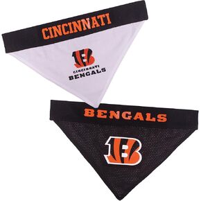 بيتس فيرست NFL سينسيناتي بنغلس باندانا ذات وجهين مقاس XX-Large للكلاب والقطط. باندانا رياضية على الوجهين، شعار الفريق مطرز ممتاز، العديد من فرق الدوري الوطني لكرة القدم الأمريكية متاحة