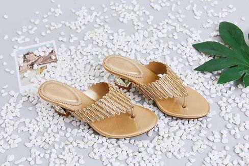صندل YooPrettyz النسائي بشريط على شكل حرف T صندل صيفي لامع للشاطئ وكعب مكتنز in Saudi Arabia