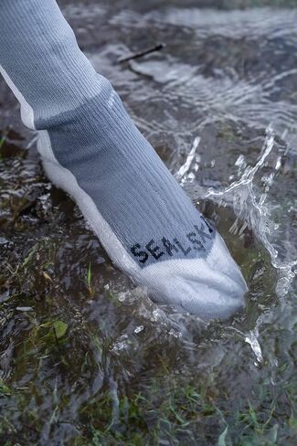 SEALSKINZ Women's Cold Weather Mid Length Sock in Saudi Arabia