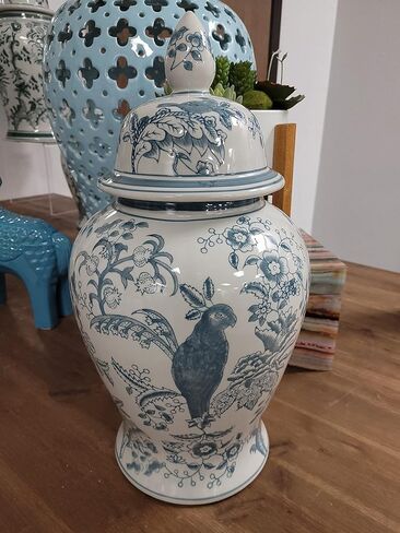 برطمان زنجبيل من السيراميك الفسيفساء المطلي يدويًا باللونين الأزرق الفاتح والبني من جالت إنترناشيونال مقاس 45.72 سم مع غطاء من الخزف الصيني، مزهرية للمطبخ، ديكور المنزل للتصميم الداخلي in Kuwait