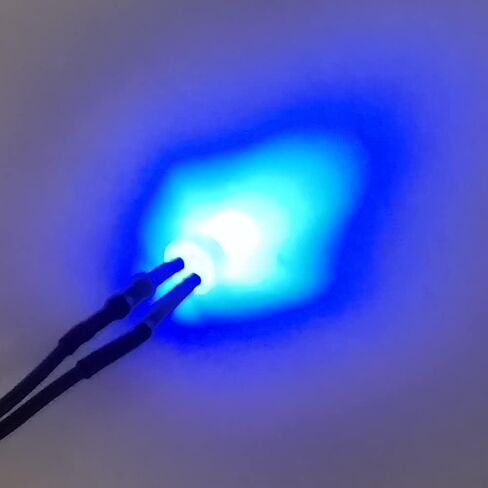 20 قطعة من مصابيح LED بيضاء بسلك 5 مم (عدسة شفافة مستديرة شفافة DC 12V) مع مقاومة 560 أوم 1/4 وات ومؤشر سلك 26awg صمامات ثنائية باعثة للضوء لمبة إضاءة 5 مم LED in Kuwait