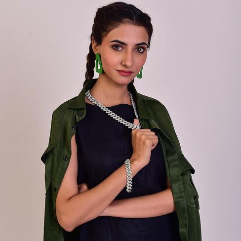 قلادة من سلسلة ربط ميامي الكوبية الصلبة من EMESLY (طول 16، 18، 20، 22، 24، 30 بوصة)؛ سوار هيب هوب (طول 8 بوصات) للرجال والنساء؛ هدية مثالية للمجوهرات المثلج in Kuwait