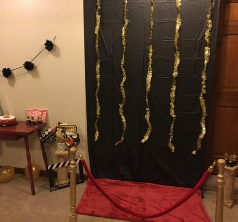 لدور السينما والافتتاحات الكبرى والفنادق in Kuwait