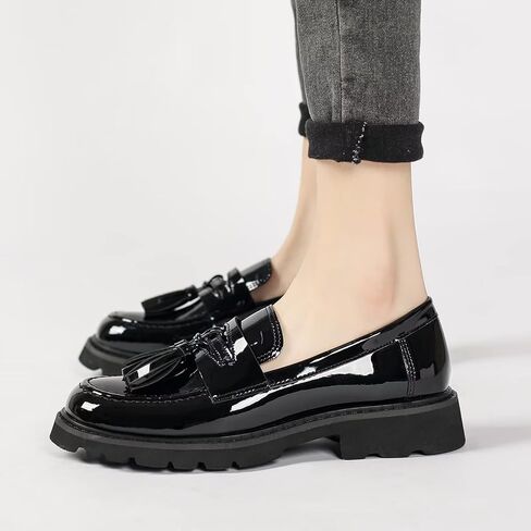 أحذية بدون كعب سوداء على الموضة للنساء، أحذية بدون كعب من الجلد اللامع، أحذية بدون كعب منصة، أحذية أكسفورد كلاسيكية، أحذية بدون كعب مسطحة، أحذية بمقاسات كبيرة in Kuwait