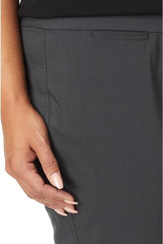 NIC+ZOE Women's Plus Size 29.5" Wonderstretch Pocket Straight Leg Pant in Saudi Arabia