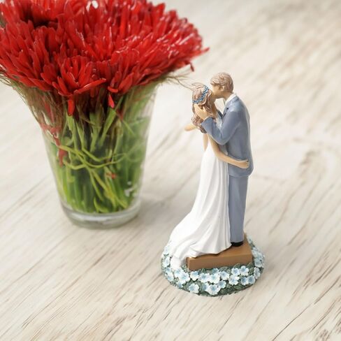 Sweet Newlyweds Kissing Figurine Wedding Decorations Bride Bridegroom Statues Couple Sculpture for Wedding Anniversary Valentine's Gifts Valentines Day Decoration Home Office Table Decor (White) in Saudi Arabia