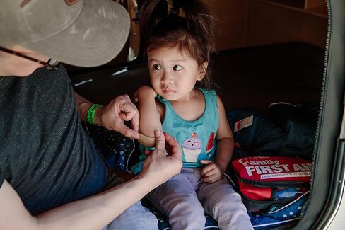 مجموعة أدوات المغامرة الطبية للإسعافات الأولية للعائلة in Kuwait