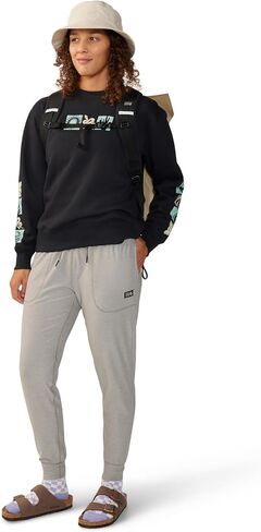 Mountain Hardwear Women's MHW Graphic W Crew in Saudi Arabia