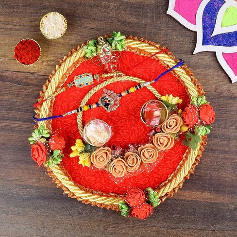 طبق مجموعة SATVIK Rakhi Puja Thali للأخ Bhaiya Bhabhi مع 2 مصمم Rakhi Thread، بطاقة تهنئة Roli Chawal & Ram Sita ملصق هندي احتفالي مجموعة أطباق Raksha Bhandhan Pujan in Saudi Arabia