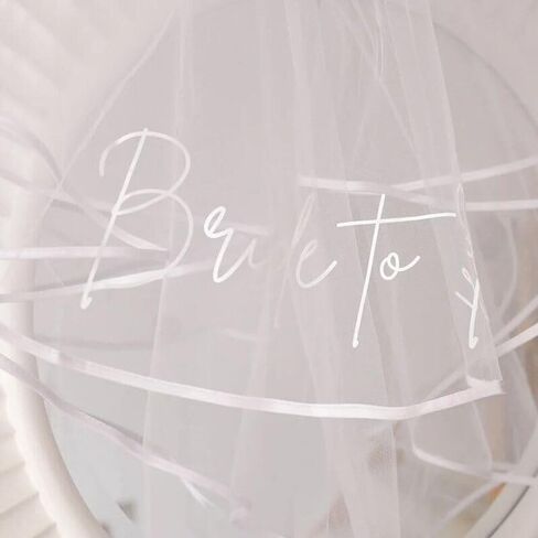 حجاب زفاف قصير من Cliory حجاب زفاف حجاب أبيض بسيط حجاب مشط من التول حجاب الزفاف حجاب حفلة العازبة للعرائس والنساء in Kuwait