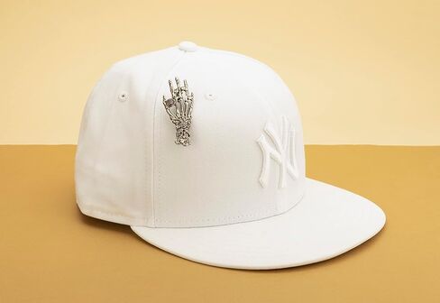 دبوس قبعة يد بتصميم هيكل عظمي فضي مؤكسد/دبوس طية صدر / اكسسوارات شارة كاب للرجال، قياسي، مينا بدون احجار كريمة in Kuwait