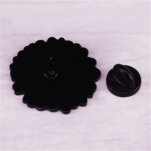 دبوس مطلي بالمينا بتصميم زهرة الاقحوان اللطيفة للسيدات من خليط معدني مزين بالمينا بتصميم زهرة عباد الشمس الصفراء والفستان، دبوس طية صدر السترة للقبعة والجاكيت والحقيبة القماشية، معدن، بدون احجار in Kuwait