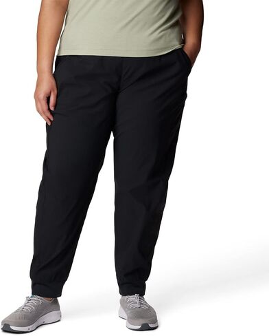 Columbia Women's Leslie Falls Jogger in Saudi Arabia