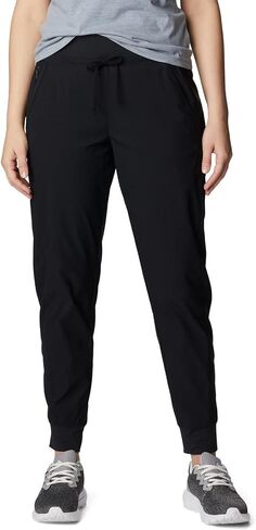 Columbia Women's Leslie Falls Jogger in Saudi Arabia
