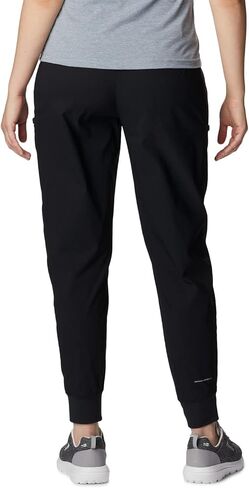 Columbia Women's Leslie Falls Jogger in Saudi Arabia