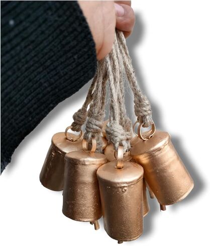 مجموعة من 10 أجراس ذهبية بقرة معدنية مزخرفة من الحديد النحاسي عتيقة زينة معلقة جرس لعيد الميلاد جارلاند ديكور باب شجرة in Kuwait