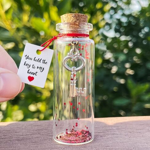 هدايا رومانسية لصديقتك - أنت تحمل مفتاح قلبي له وزوجها وزوجها، أحلى هدايا اليوم للذكرى السنوية لعيد الحب وعيد الميلاد in Kuwait