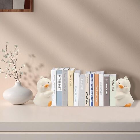 Cute Hug Ducks Decorative Bookends, Creative Resin Book Holders Duck Figurines Book Ends for Shelves Home Office Desk Bookshelf Decor in Kuwait