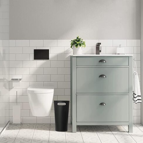 سلة مهملات رفيعة سعة 3.2 جالون سعة 12 لترًا سلة مهملات بلاستيكية صغيرة للحمام، سلة مهملات المكتب، حاوية قمامة رفيعة مع مقابض للمساحات الضيقة للمكتب والمنزل، رمادي، عبوتان in Kuwait