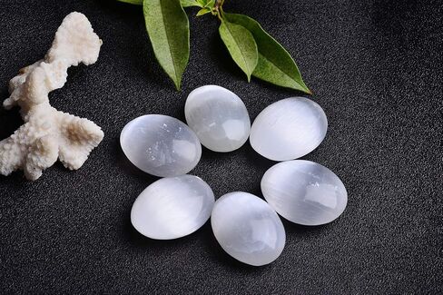 AMOYSTONE 6 قطع بيض من أحجار الكريستال السيلينيت المغربي مع قاعدة خشبية للشفاء والريكي وديكور المنزل 1.5-2 بوصة in Kuwait