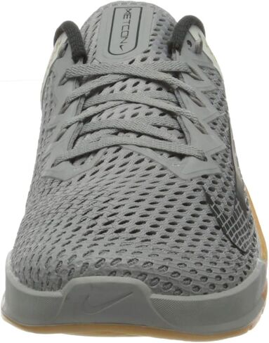 حذاء كرة القدم للرجال من نايك، Lt Smoke Gray Dk Smoke Gray Summit White، 9 in Saudi Arabia