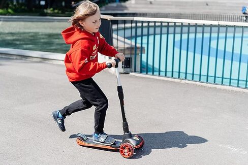 فيراري كيك بورد - سكوتر فيراري فاخر بثلاث عجلات بتصميم إيطالي للأطفال in Kuwait